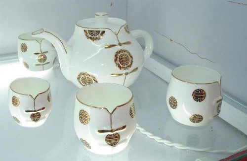 廚房陶瓷餐具的藝術(shù)與匠心